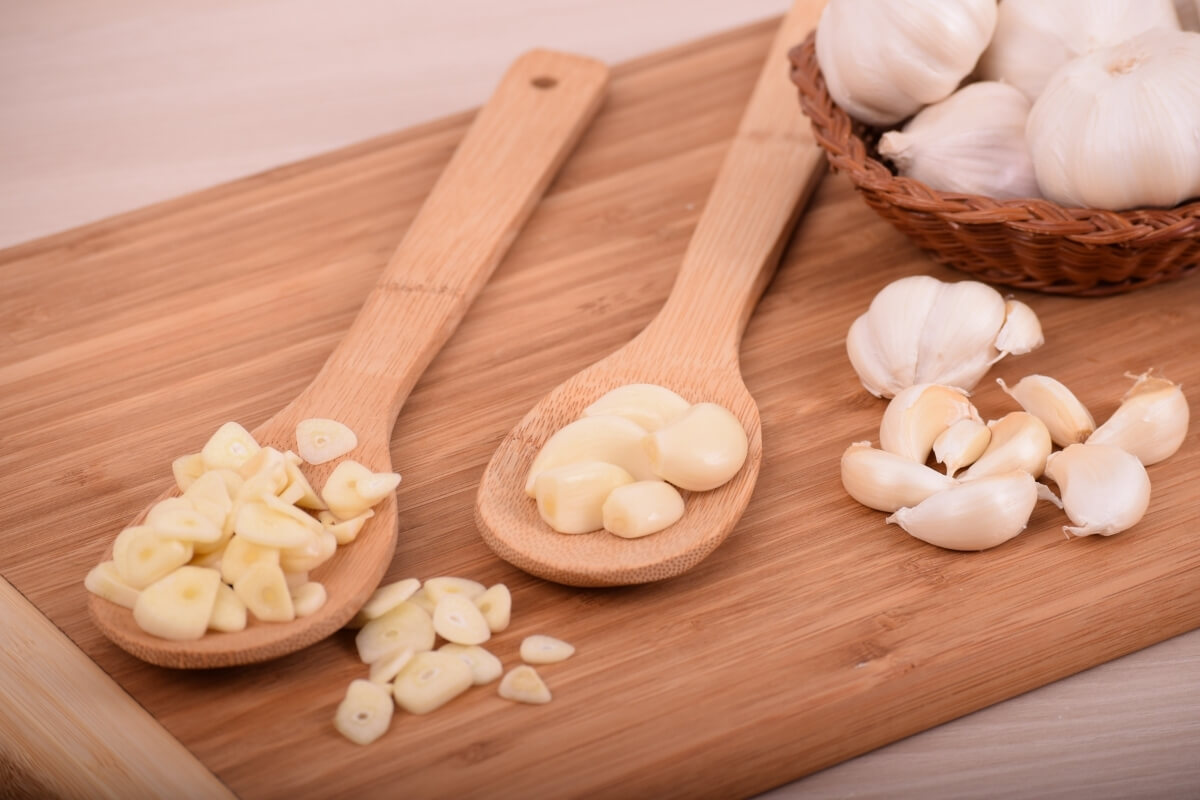 Fresh Garlic - Premium India Export Quality
