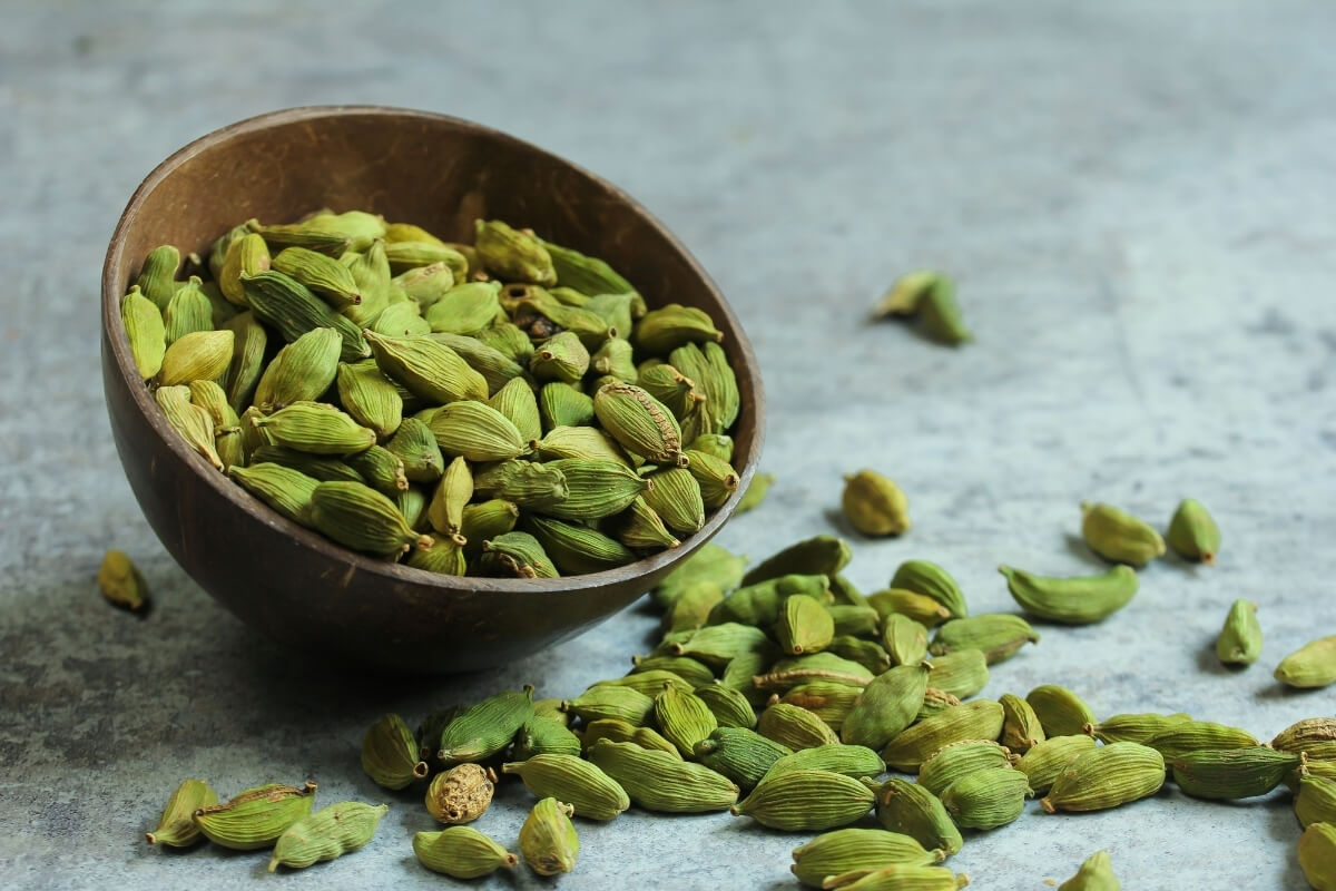 Alleppey Green Bold Grade